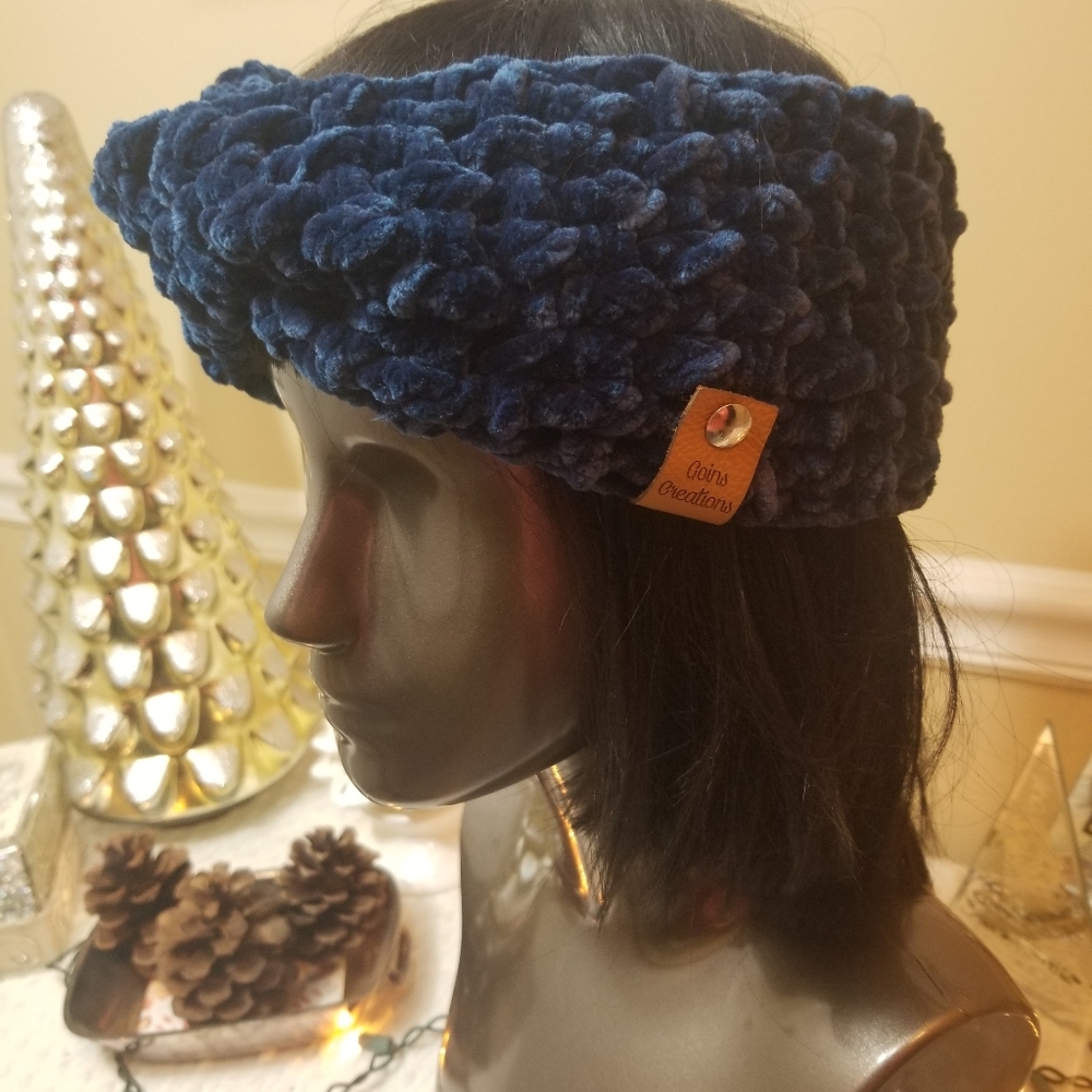 NWT Navy Handmade Velvet Twisted Headband